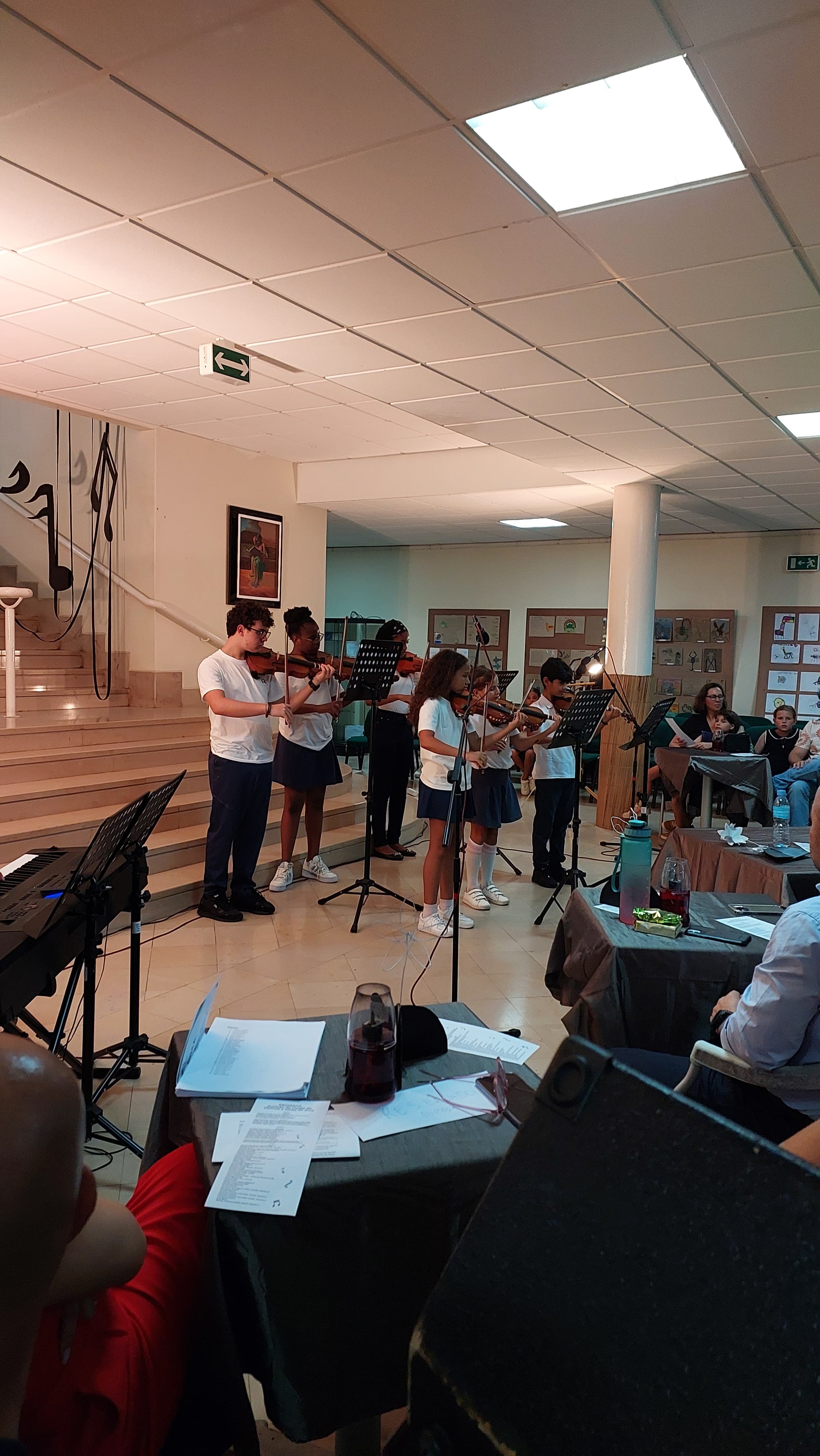 Tocando na escola Portuguesa